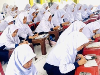 Bukan Sekadar Hafalan! Siswa SMP IP Insan Robbani Unjuk Gigi di Uji Kemahiran Literasi & Numerasi 2026