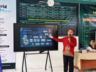 Disperpusip Kabupaten Tangerang Gelar Sosialisasi Perpustakaan Digital di SMP Islam Plus Insan Robbani